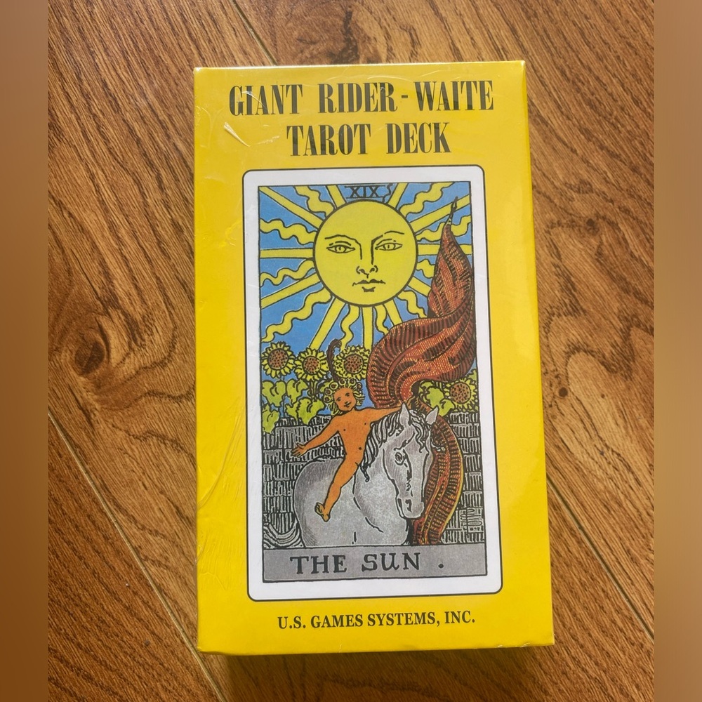Giant rider Waite tarot cards new sealed